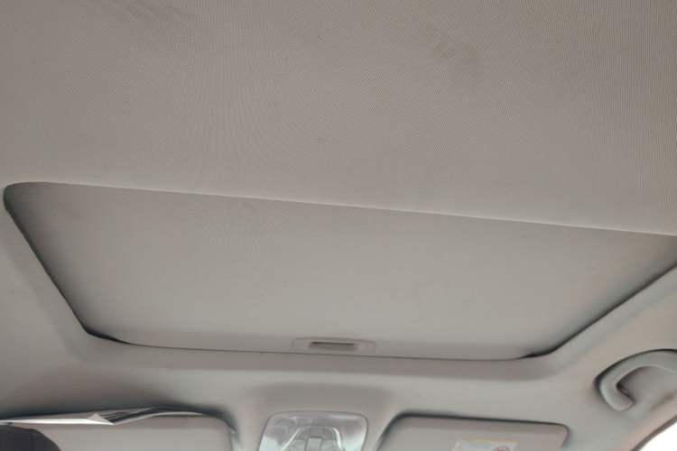 Used GAC Trumpchi GS4 2015 200T G-DCT Elite Edition Headliner