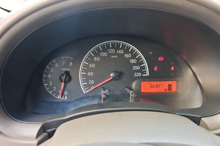 Used Nissan Sunny 2015 1.5XE Manual Elite Edition