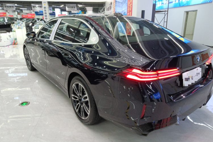 Used BMW 5 Series 2025 525Li M Sport Package