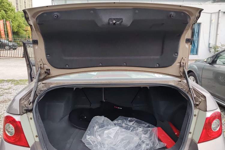 Used Chevrolet Epica 2013 1.8 SL ZhiZhen Edition MT Trunk