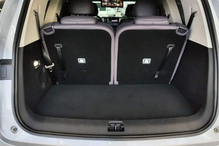 Used Leapmotor C16 2024 Range-Extended 200 Luxury Edition
