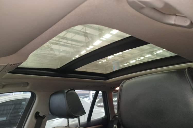 Used BMW X1 2014 sDrive18i Fashion Model
