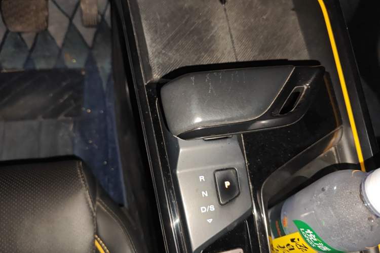 Used MG 5 Scorpio 2022 1.5T Luxury Edition Gear Lever