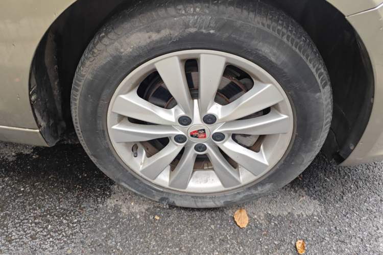 Used Roewe 360 2015 1.5L Automatic Luxury Edition
