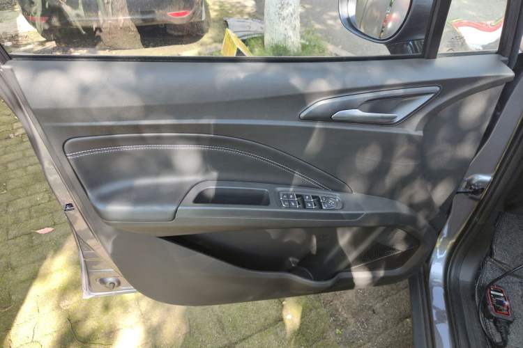 Used NETA V 2021 Ride-Hailing Custom Edition