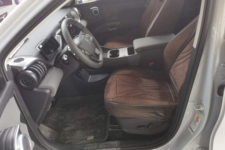 Used BYD Yuan PLUS 2025 Intelligent Driving Version 510 KM Beyond-Grade Edition Left Front Seat