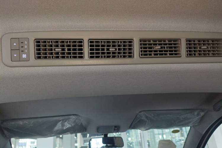 Used Wuling Hongguang New Energy 2024 All-Electric Model 300KM Standard Version