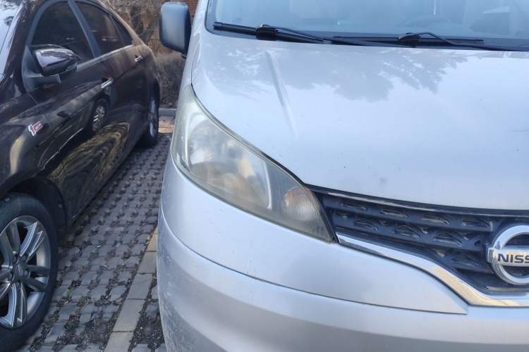 Used Nissan NV200 2011 1.6L 232 Seats Zunya Trim Right Front Headlight