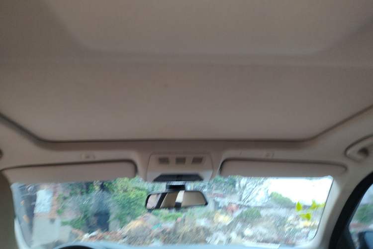 Used BMW 5 Series 2012 520Li Elegant Edition Headliner