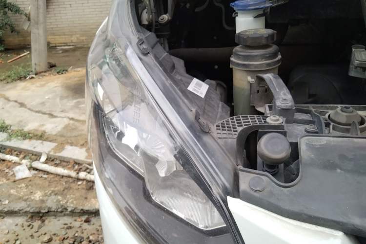 Used Ford Transit 2021 2.0T Diesel Manual Advanced Commercial Traveler Mid-Chassis Mid-Roof 9-Seater China VI