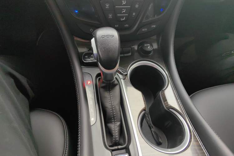 Used Buick Envision 2018 20T Two-Wheel-Drive Leading Model