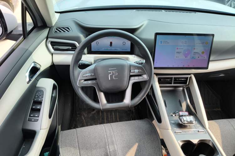 Used BYD Yuan UP 2024 401KM Leading Edition Steering Wheel