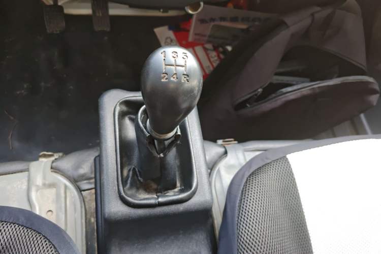 Used Wuling Zhiguang Small Truck 2020 1.2L Double Cab
