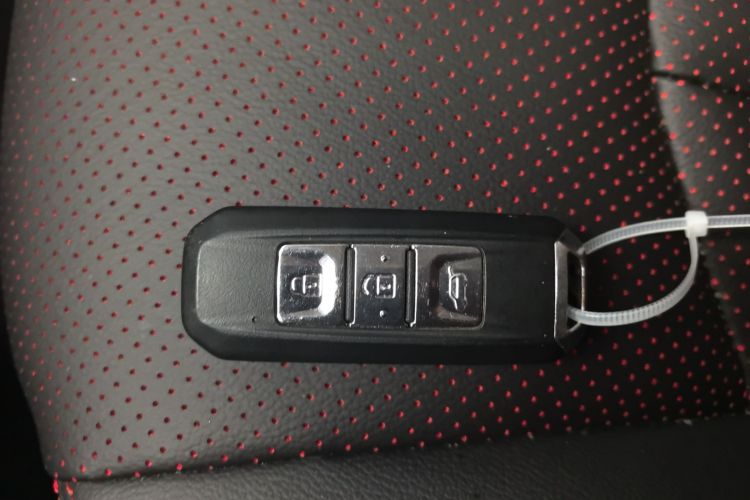 Used Baojun 560 2015 1.8L manual luxury version
