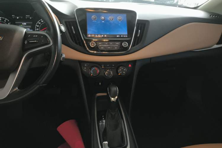 Used Chevrolet Monza 2022 320 Automatic Enjoyment Sunroof Version Audio And AC Panel