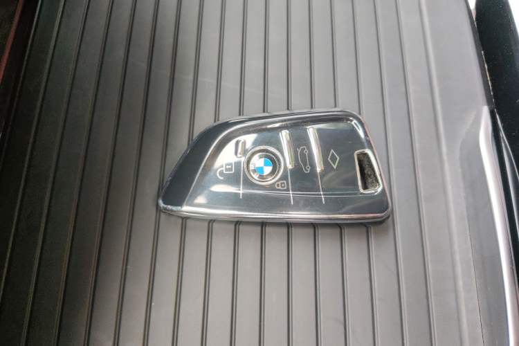 Used BMW iX3 2022 Leading Model Vehicle Key