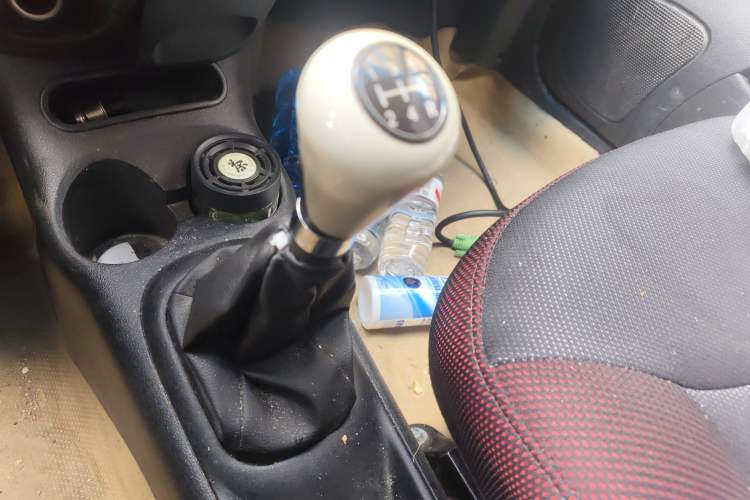 Used Baojun Lechi 2012 Revised Version 1.2L Manual Sporty Edition Dynamic Type
