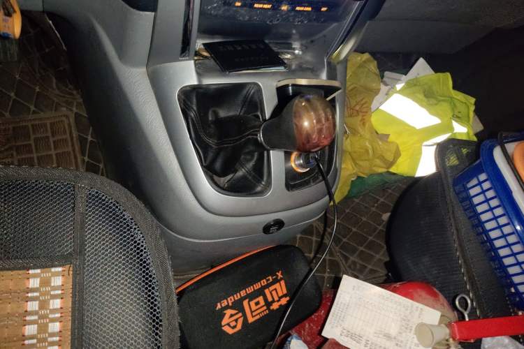 Used Foton Scenic G5 2019 2.0L Restyled New Express 6-Seater Multi-Purpose Passenger Vehicle 1TZ Gear Lever