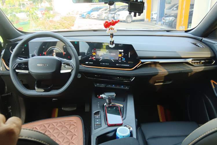 Used Oshan X5 PLUS 2023 Revised 1.5T DCT Pioneer Edition
