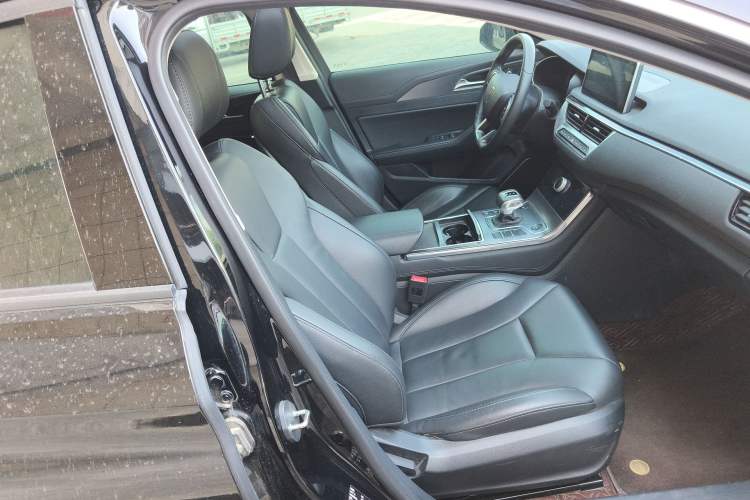 Used Hongqi H5 2022 Classic Model Facelift 1.5T DCT Qiyun Edition Right Front Seat