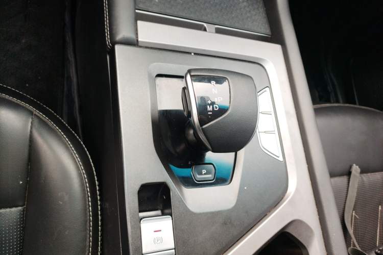 Used JETOUR X70S 2022 1.5T DCT Active Version 7-Seater
