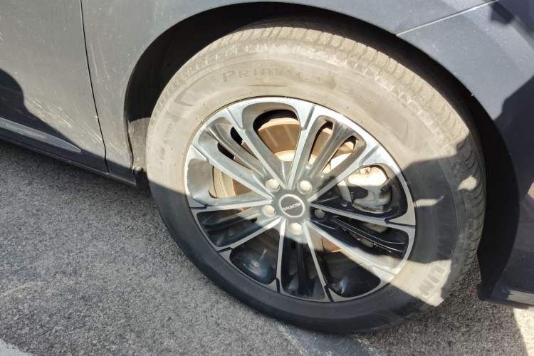 Used Roewe iMAX8 2021 400TGI Supreme Series Ultimate Edition Right Front Wheel Hub