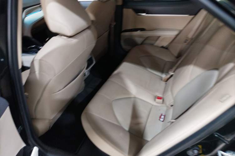 Used Toyota Camry 2018 Dual-Engine 2.5 HG Luxury Edition Left Rear Seat