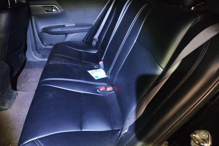 Used Honda Accord 2015 2.0L LX Comfort Edition Left Rear Seat