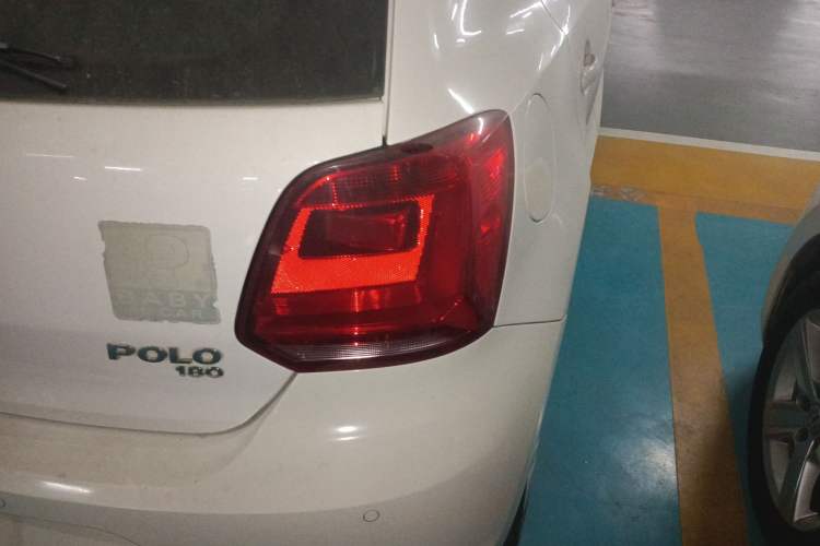 Used Volkswagen Polo 2016 1.6L Automatic Comfort Model
