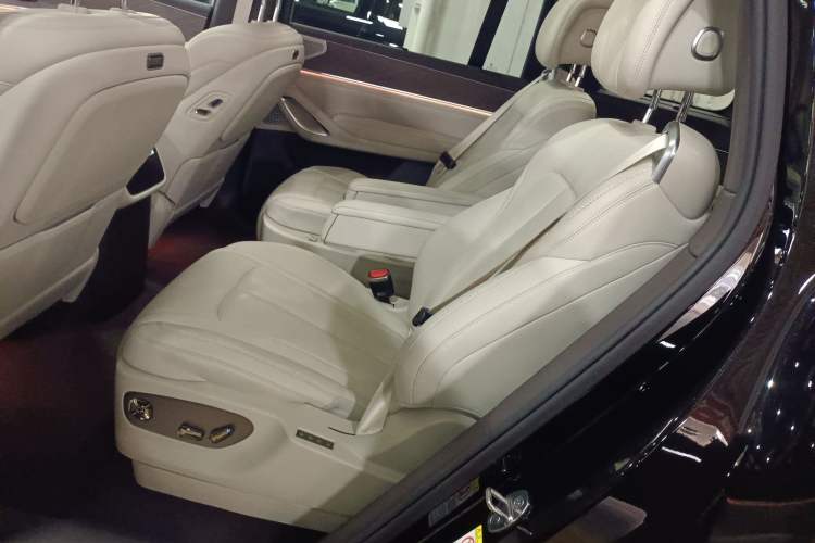 Used Denza N9 2025 Prestige Version
