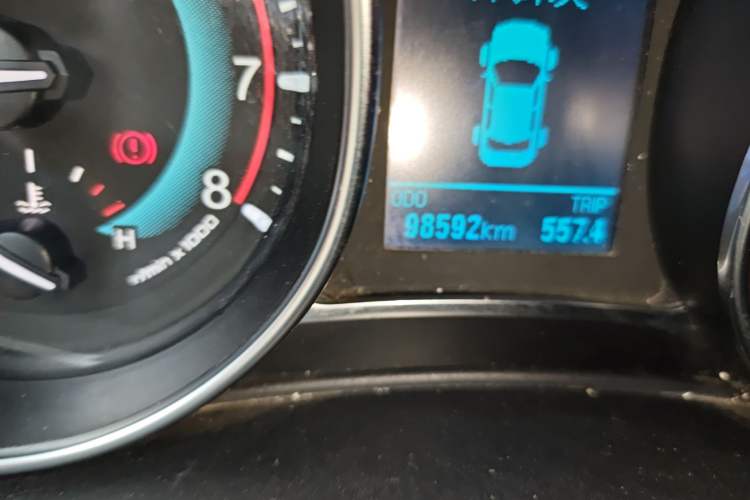 Used Haval H1 2015 1.5L AMT Luxury Model
