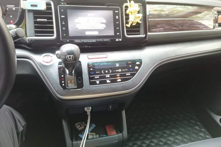 Used Honda Elysion 2016 2.4L Supreme Edition