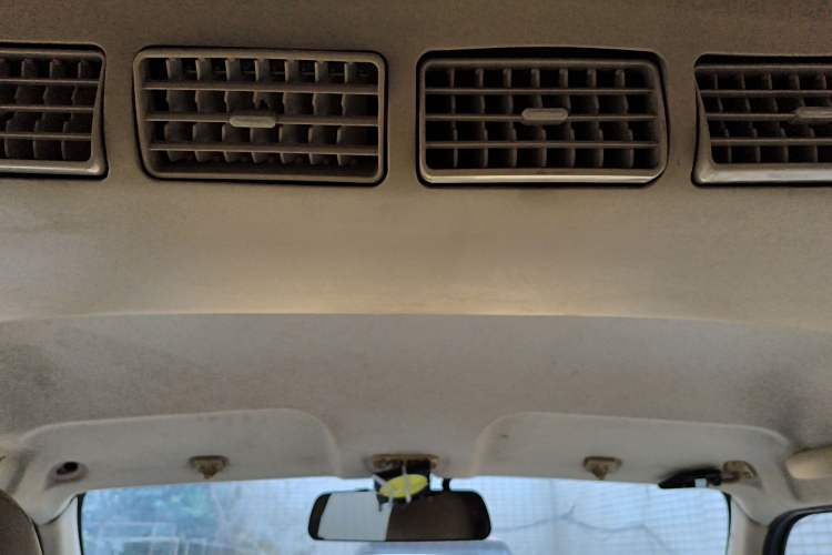 Used Nlmmotor Qiteng M70 2016 1.2L Wealthy Model
