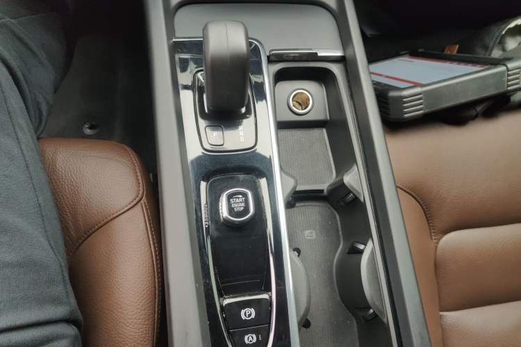 Used Volvo S60 2022 B4 Zhiyi Luxury Edition