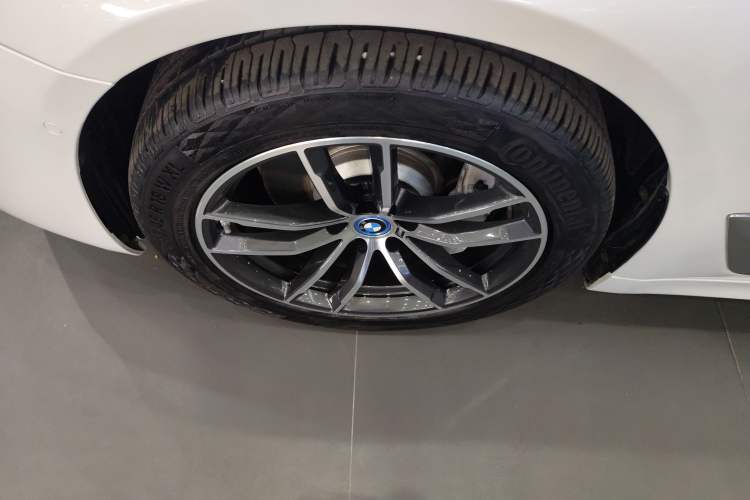 Used BMW 5 Series New Energy 2022 535Le M Sport Package Exterior 4