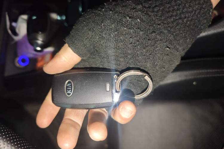 Used Kia K4 2015 1.8L Automatic GLS Special Vehicle Key