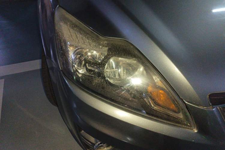 Used Ford Focus 2011 Hatchback 1.8L Manual Comfort Model
