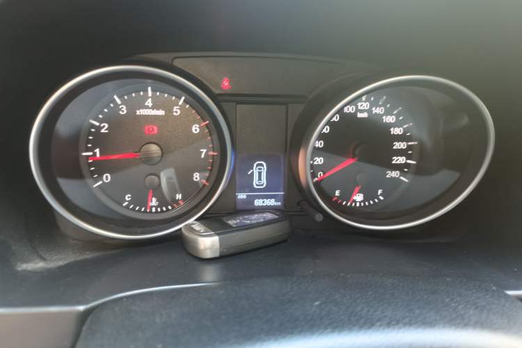 Used Haval H6 2016 Upgraded Model 1.5T Manual Two-Wheel Drive Urban Version