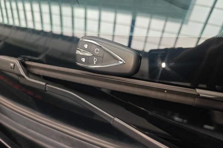 Used Changan UNI-V 2023 1.5T Sport Edition