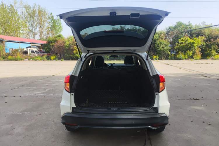 Used Honda Vezel 2020 1.5L CVT Pioneer Edition
