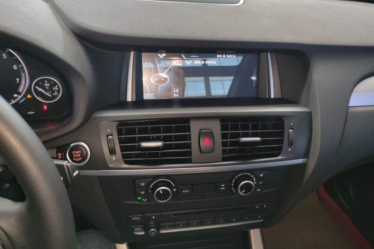 Used BMW X3 2016 sDrive20i
