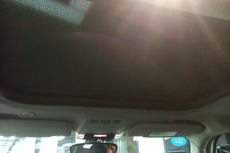 Used MINI 2016 1.5T COOPER Pioneer Edition Five-Door Model Headliner