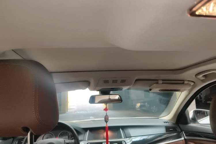 Used BMW 5 Series 2015 520i Elegant Edition
