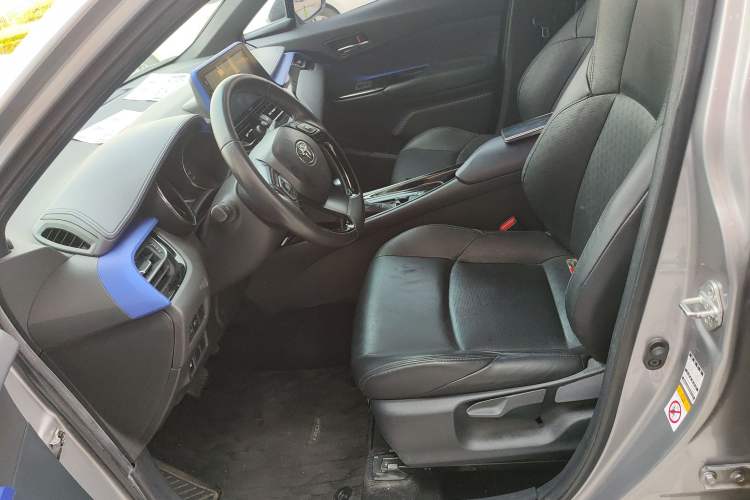 Used Toyota IZOA 2018 2.0L Yichi Edition China V Standard