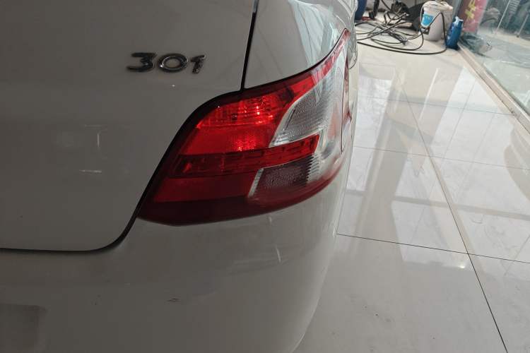 Used Peugeot 301 2014 1.6L Automatic Comfort Edition