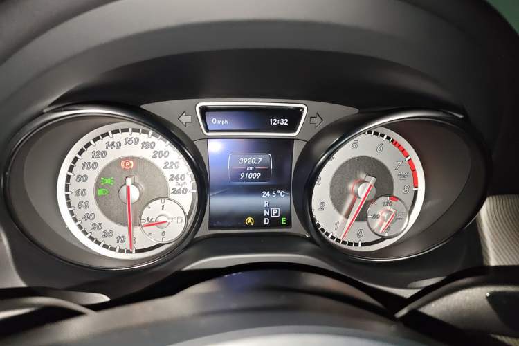 Used Mercedes-Benz GLA 2015 GLA 200 Sport Edition Instrument Cluster