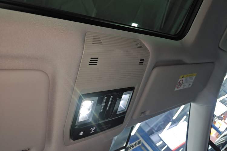 Used Volkswagen Talagon 2025 380TSI All-Wheel-Drive Luxury Jiajing Pro – Shared Edition 6 Seats
