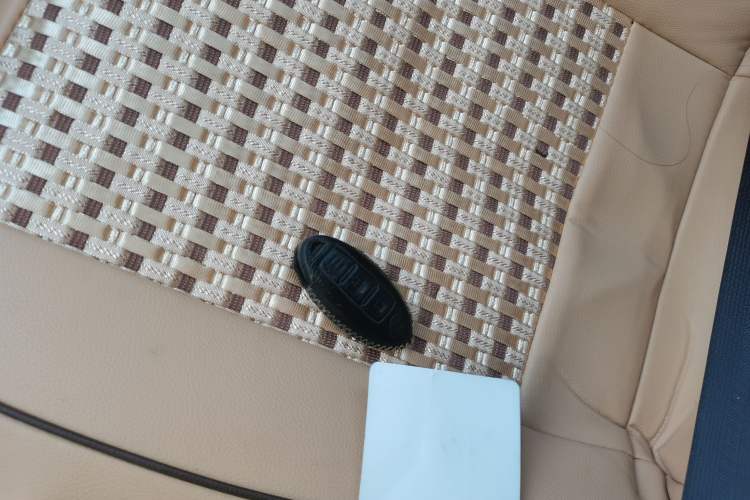 Used Nissan Terra 2020 2.5L XL Upper 4WD Automatic Four-Wheel Drive Luxury Edition Vehicle Key