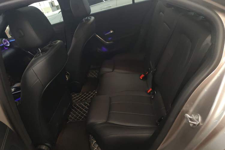 Used Mercedes-Benz A-Class 2022 Restyled A 200 L Sport Sedan Fashion Version
