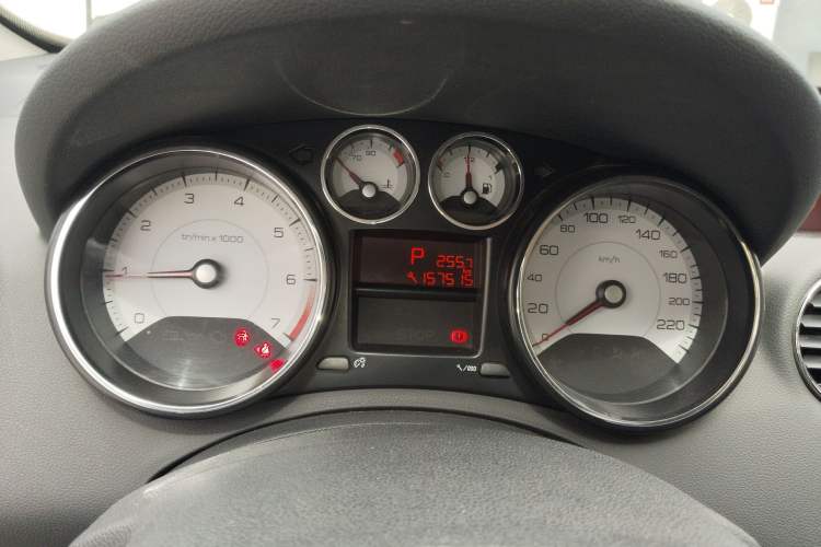 Used Peugeot 408 2013 2.0L Automatic Comfort Edition
